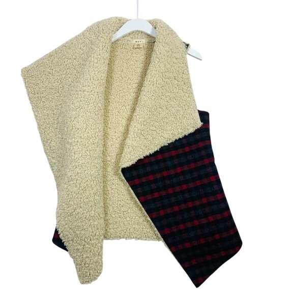 RUYI Sherpa Lined Open Front Plaid Vest One Size - Picture 9 of 16